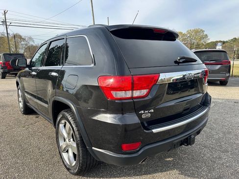 Used 2013 Jeep Grand Cherokee Overland image 19