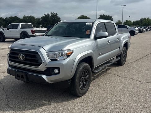 Used 2023 Toyota Tacoma SR5 RWD image 1