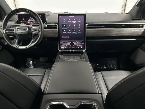 Used 2025 GMC Sierra EV Denali image 25