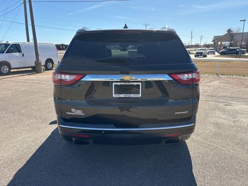 Used 2019 Chevrolet Traverse Premier w/ Driver Confidence II Package image 4