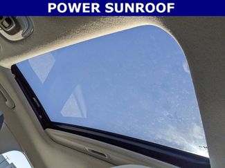 Used 2024 Hyundai Elantra Limited video 2