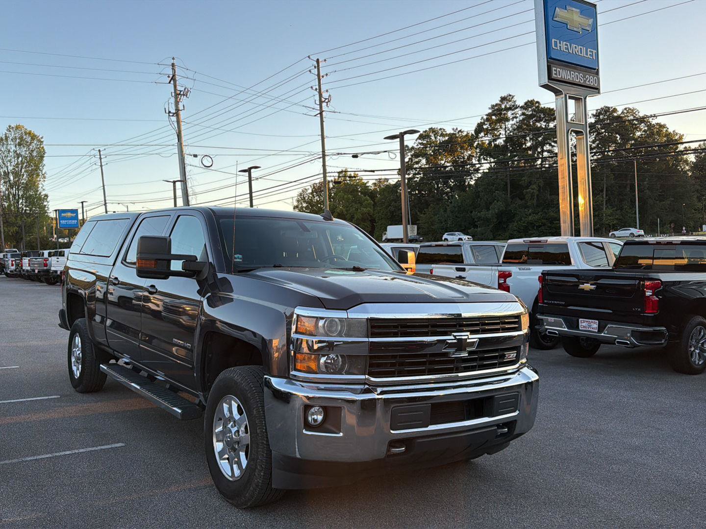 Used 2015 Chevrolet Silverado 2500 LT w/ LT Convenience Package RWD image 4