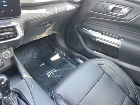 New 2026 Ford Mustang GT Premium w/ GT Performance Package RWD image 16