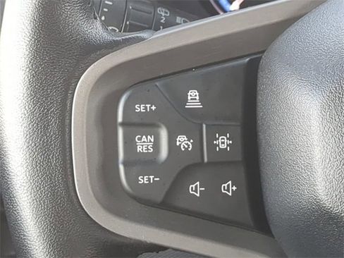 Used 2024 Ford Bronco Badlands image 25