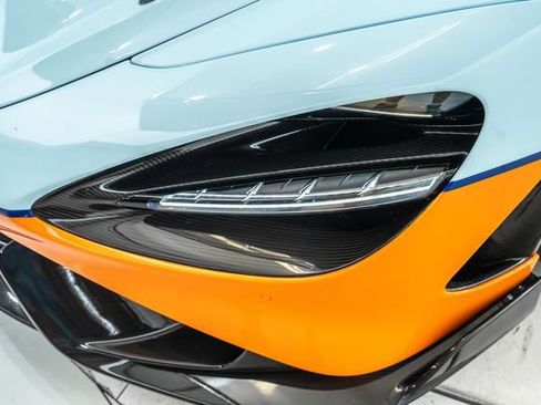 Used 2022 McLaren 765LT RWD image 31