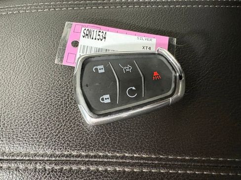 Used 2022 Cadillac XT4 Premium Luxury w/ Safety Alert Package image 34