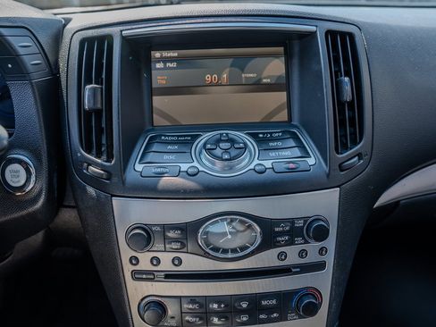 Used 2010 INFINITI G37 Journey w/ Premium Pkg image 20