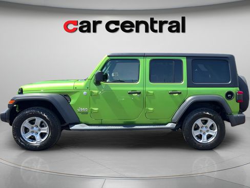 Used 2018 Jeep Wrangler Unlimited Sport S AWD/4WD image 2