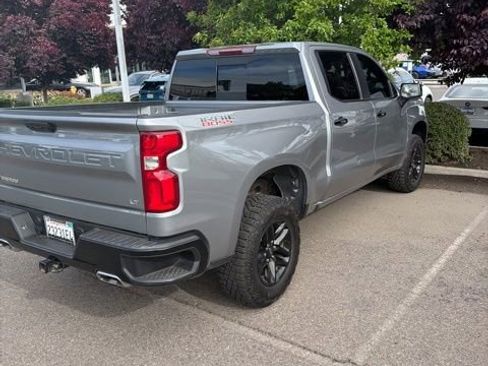 Used 2023 Chevrolet Silverado 1500 LT Trail Boss w/ Convenience Package II image 11
