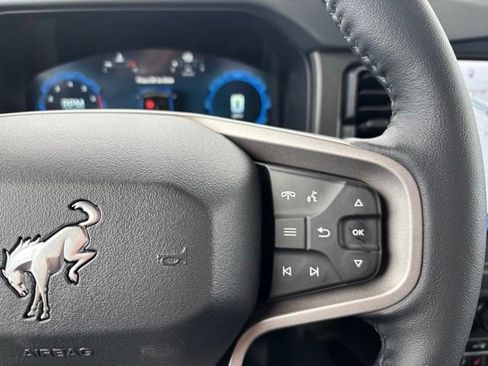 New 2026 Ford Bronco Badlands w/ Sasquatch Package AWD/4WD image 25