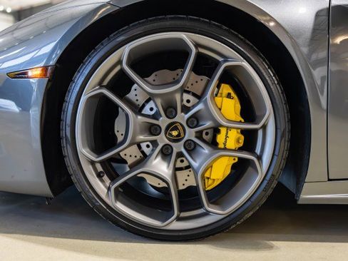 Used 2016 Lamborghini Huracan LP 580-2 image 25