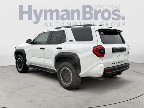 Used 2025 Toyota 4Runner TRD Off-Road AWD/4WD image 5