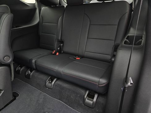 New 2026 Chevrolet Traverse Z71 w/ Driver Confidence Package image 7