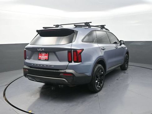 Used 2022 Kia Sorento S w/ Panoramic Sunroof Package AWD/4WD image 8