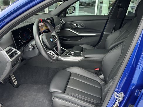 Used 2025 BMW M340i image 8