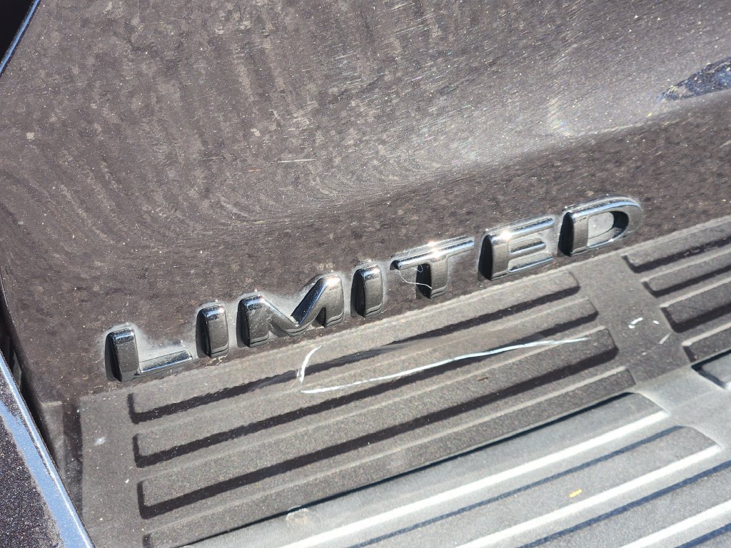 Used 2024 Ford Expedition Limited RWD image 12