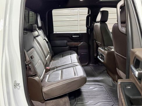 Used 2023 GMC Sierra 2500 Denali w/ Denali Ultimate Package image 24