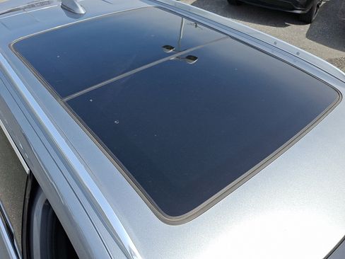 Certified 2024 Cadillac XT4 Premium Luxury image 14