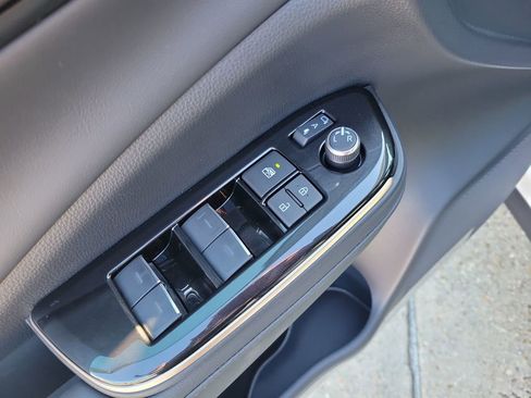 New 2026 Toyota Crown XLE image 13