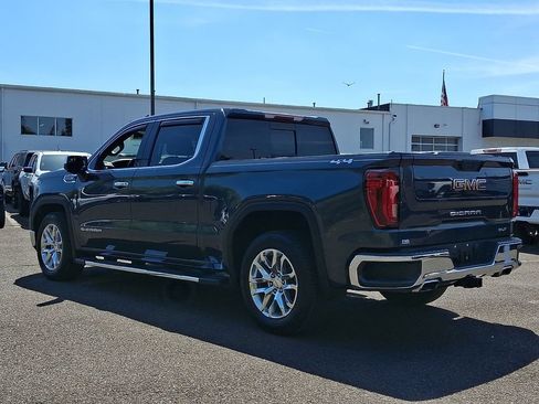 Used 2020 GMC Sierra 1500 SLT w/ SLT Premium Package AWD/4WD image 4