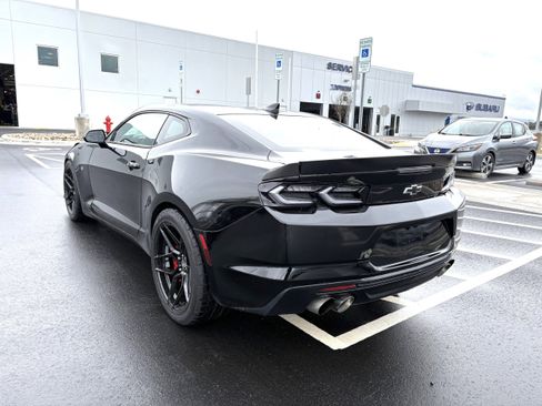 Used 2020 Chevrolet Camaro SS image 6