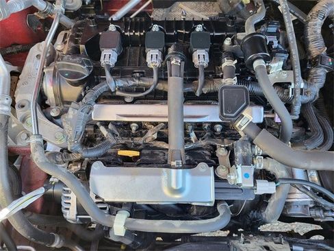 Used 2024 Nissan Kicks SR w/ SR Premium Package image 30