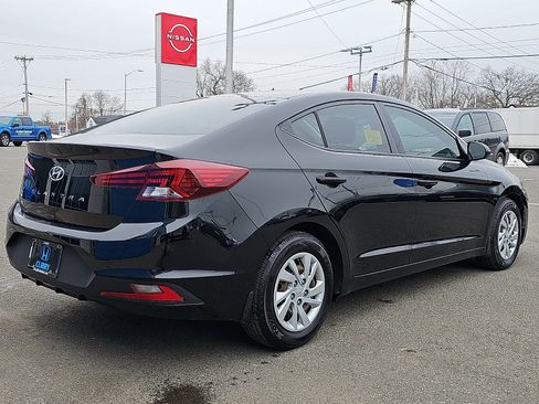 Used 2020 Hyundai Elantra SE w/ Cargo Package (C1) image 4