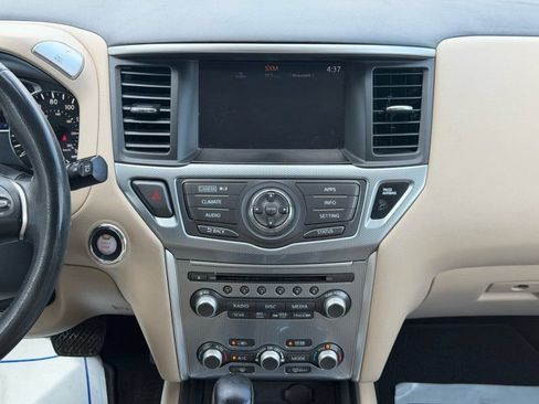 Used 2017 Nissan Pathfinder SL AWD/4WD image 11