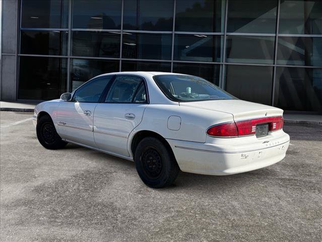 Used 2002 Buick Century Custom w/ Custom Premium Pkg FWD image 3