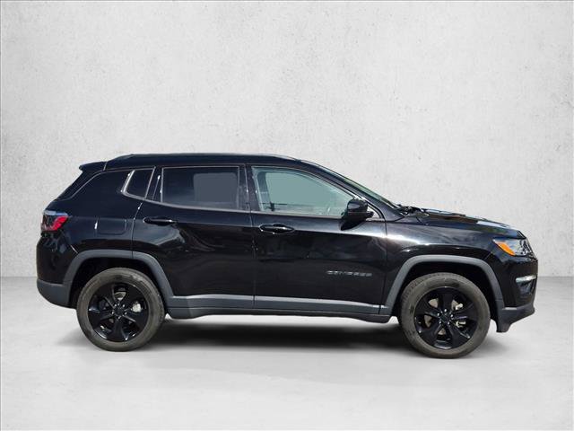 Used 2020 Jeep Compass Latitude AWD/4WD image 4