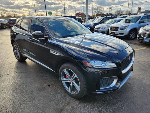 Used 2020 Jaguar F-PACE S image 7