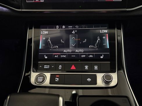 Used 2022 Audi Q8 Premium image 14