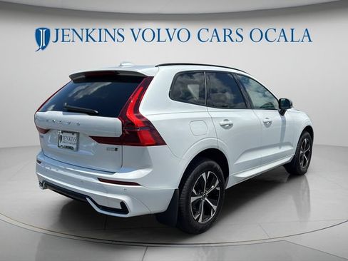 New 2026 Volvo XC60 B5 Core AWD/4WD image 3