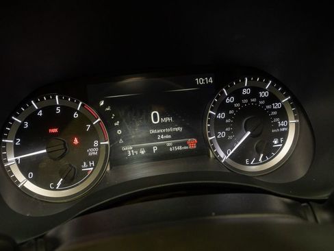 Used 2024 Toyota Highlander LE image 18