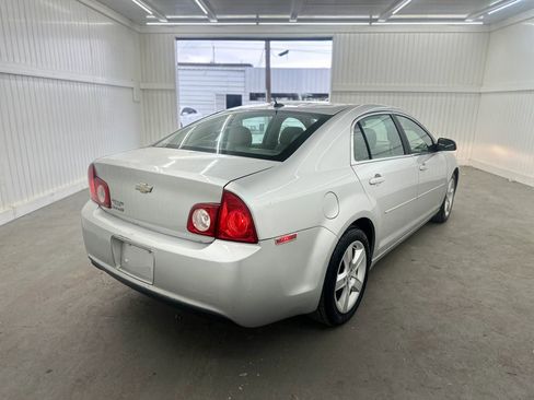 Used 2010 Chevrolet Malibu LS image 5