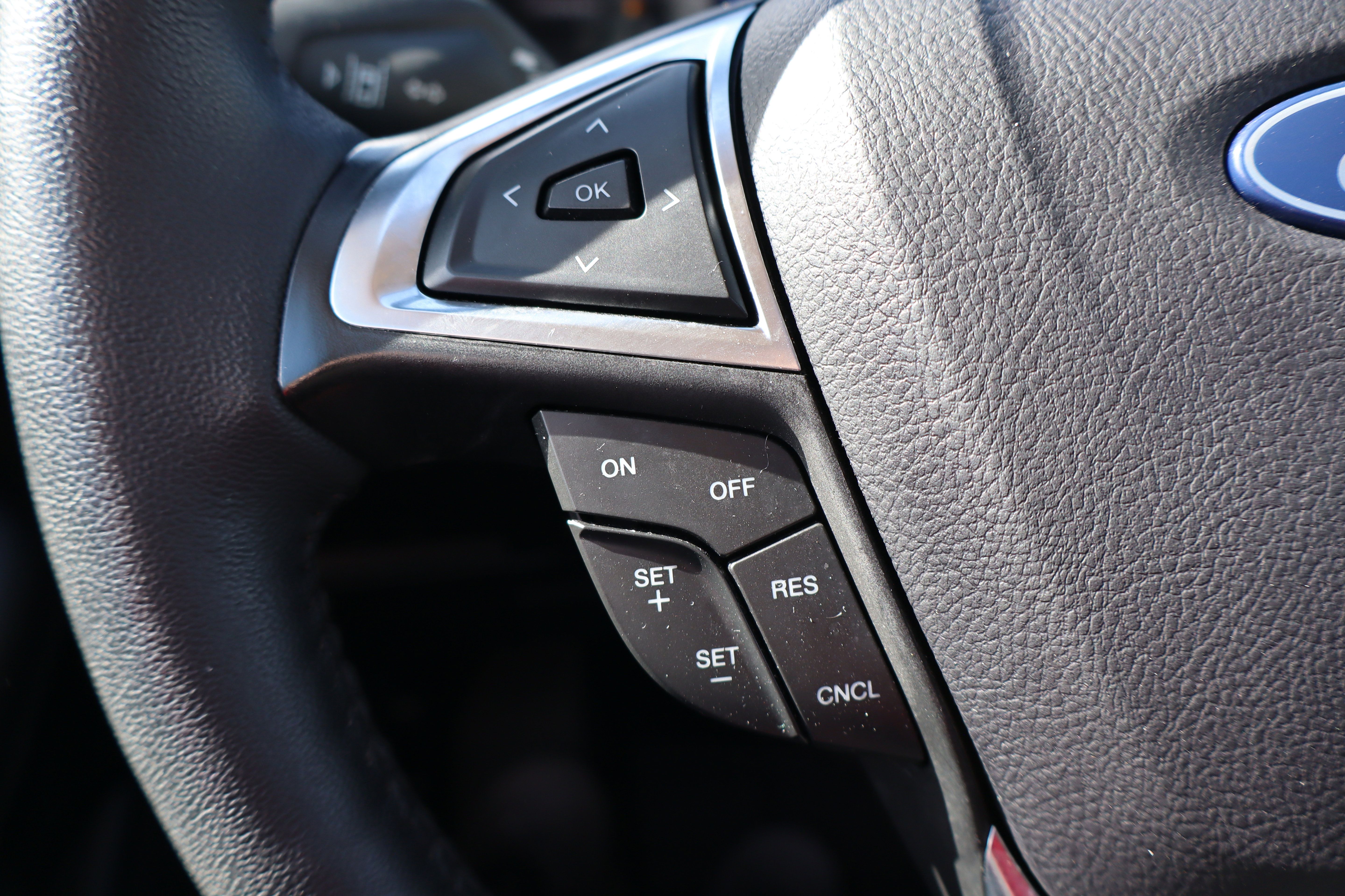 Used 2024 Ford Edge SEL w/ Convenience Package AWD/4WD image 16