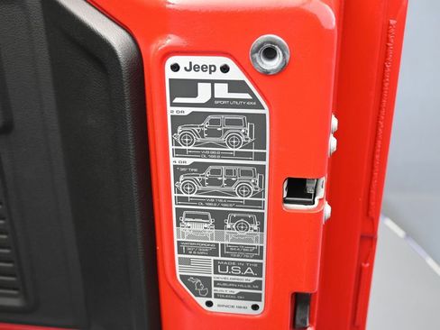 Used 2022 Jeep Wrangler Unlimited Sport image 42