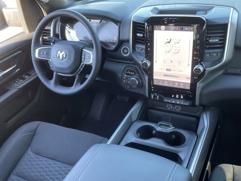 New 2026 RAM 1500 Big Horn AWD/4WD image 11