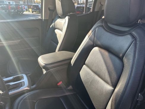 Used 2019 Chevrolet Colorado LT w/ LT Convenience Package image 23