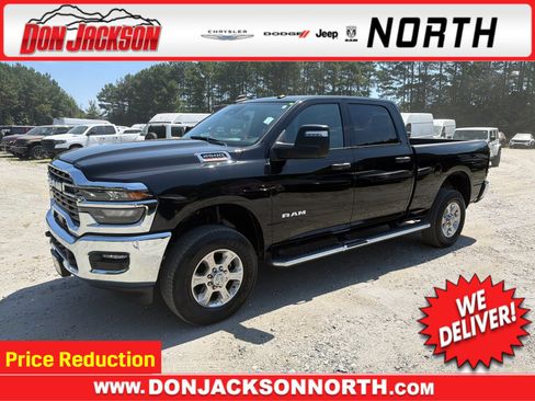 Used 2025 RAM 2500 Big Horn AWD/4WD image 1