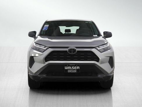 Used 2023 Toyota RAV4 LE image 8