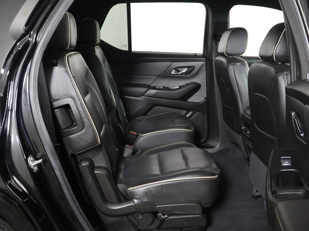 Used 2023 Chevrolet Traverse Premier AWD/4WD image 37
