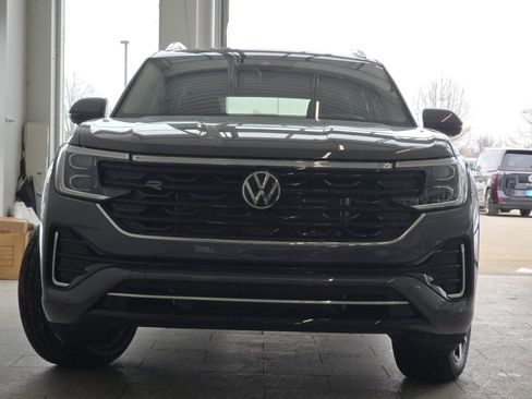 New 2026 Volkswagen Atlas SEL Premium R-Line image 9