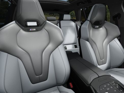 New 2026 BMW M5 Touring image 11