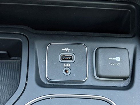 Certified 2020 Jeep Cherokee Latitude Lux w/ Comfort/Convenience Group image 25