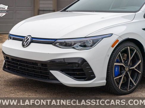 Used 2022 Volkswagen Golf R image 16