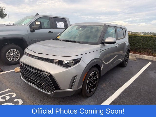Used 2024 Kia Soul EX FWD image 2