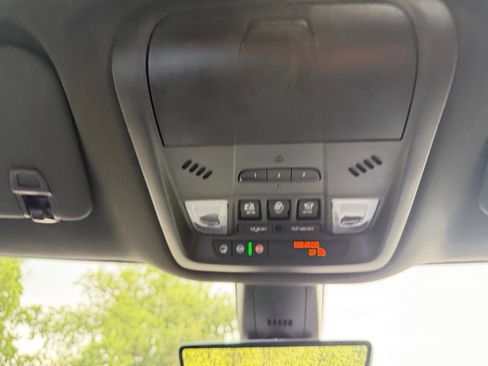 Used 2024 Buick Enclave Avenir w/ Avenir Technology Package AWD/4WD image 22