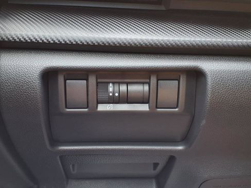 Certified 2024 Subaru Crosstrek 2.0i Premium image 20