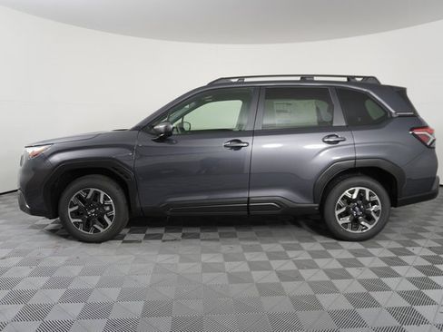 New 2025 Subaru Forester Premium image 4